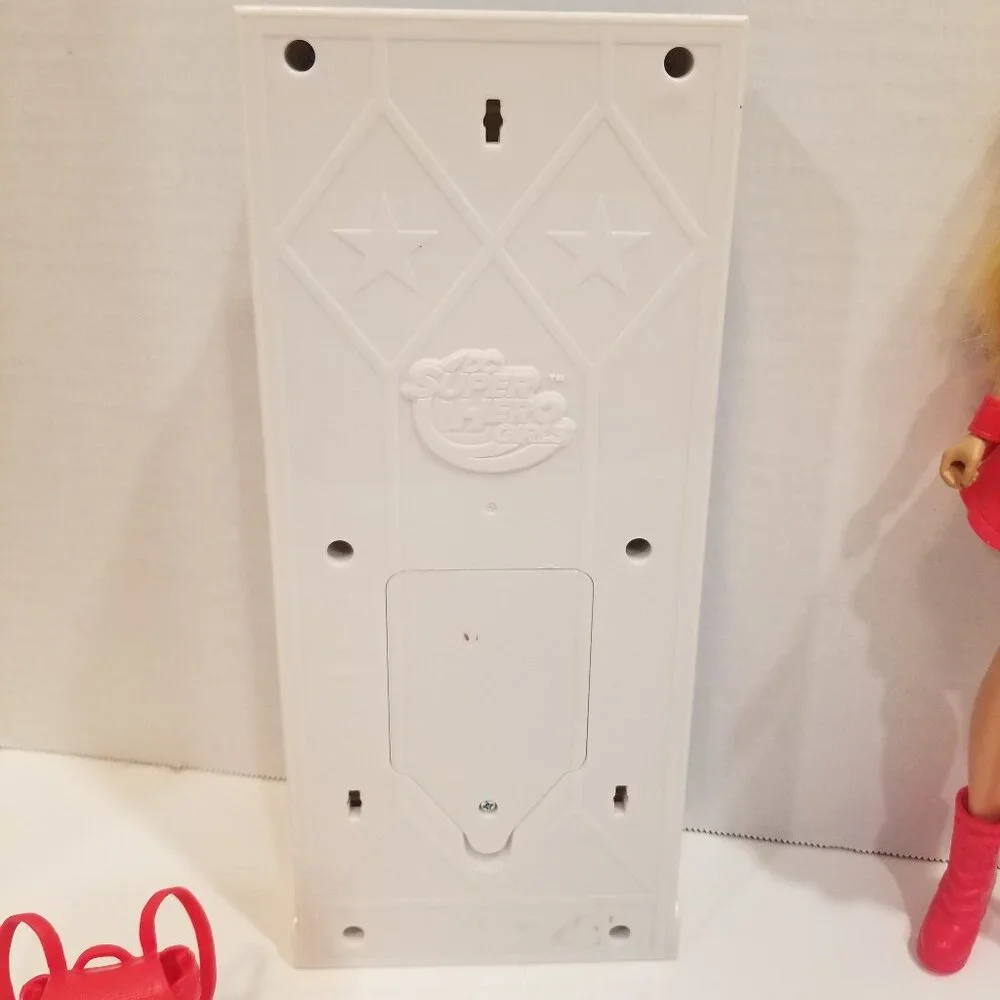 DC Super Hero Girls Supergirl, VGUC - Picture 6 of 16